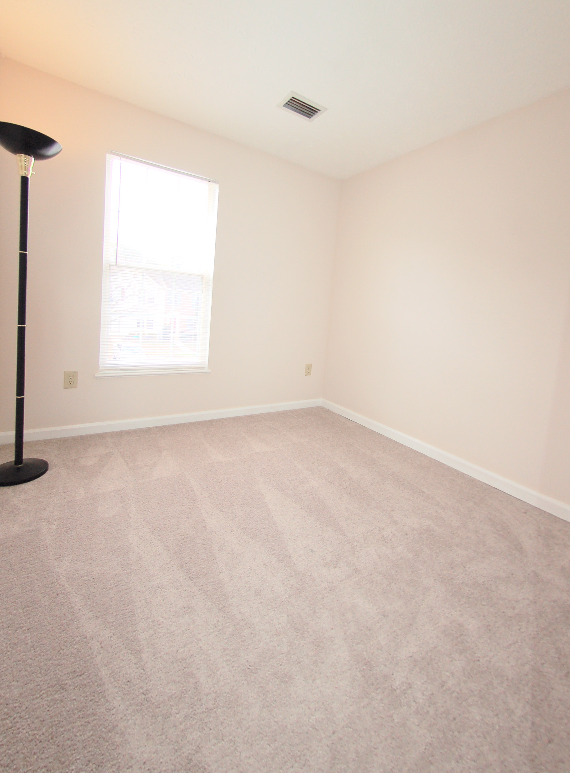 126FoxchaseDr14SecBR Sell DC Real Estate